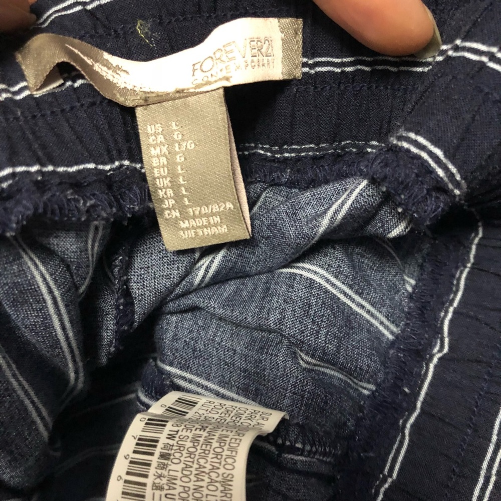 Striped pants - Picture 4 of 5